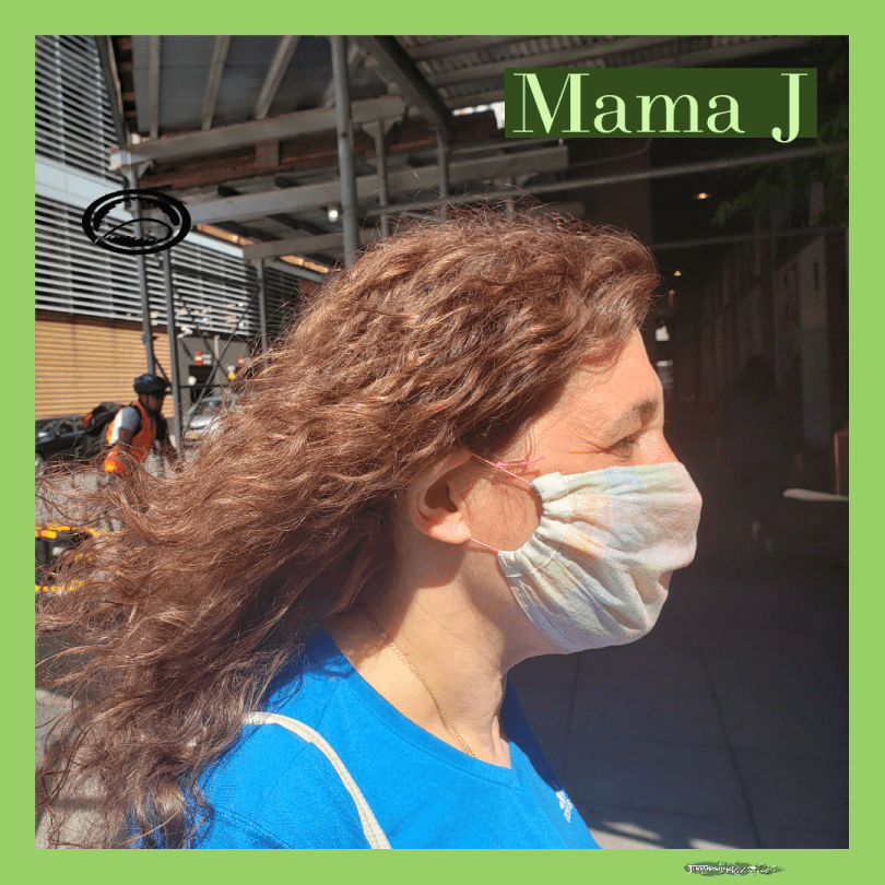 jolie alony , mam j, walking in soho